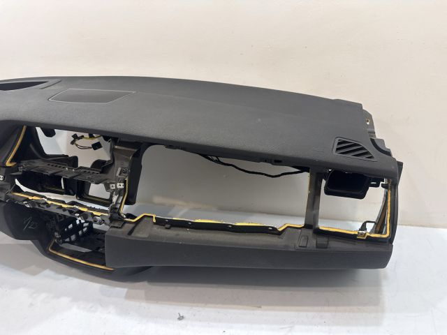 bontott BMW X6 Műszerfal Héj