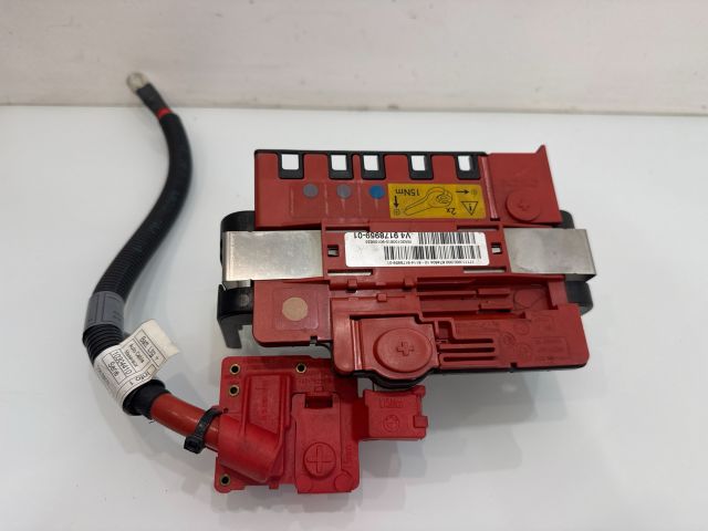 bontott BMW X6 Pozitív Kábel