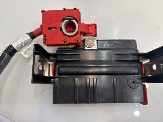 bontott BMW X6 Pozitív Kábel