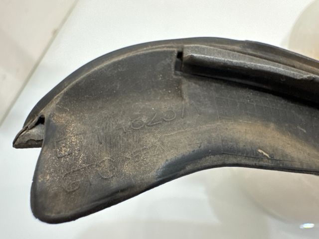 bontott BMW X6 Szélvédő Takaró