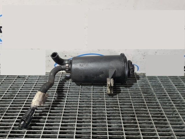 bontott BMW X6 Szervóolaj Tartály