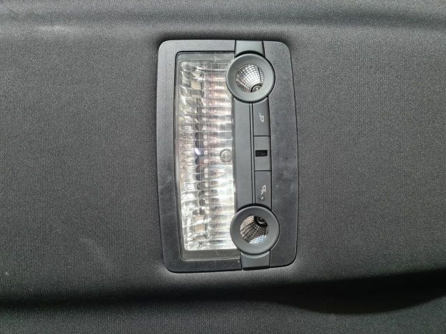 bontott BMW X6 Tetőkárpit