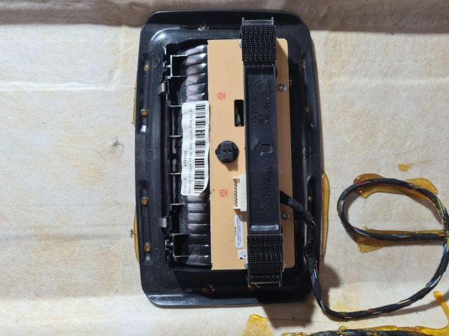 bontott BMW X6 Tetőkárpit