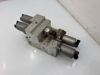 bontott BMW X6 Aktív Futómű Hidraulikus Szeleptömb