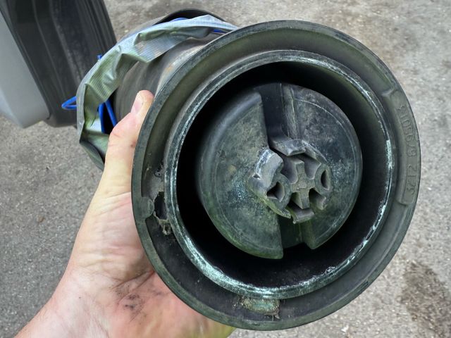 bontott BMW X6 Hátsó Rugó