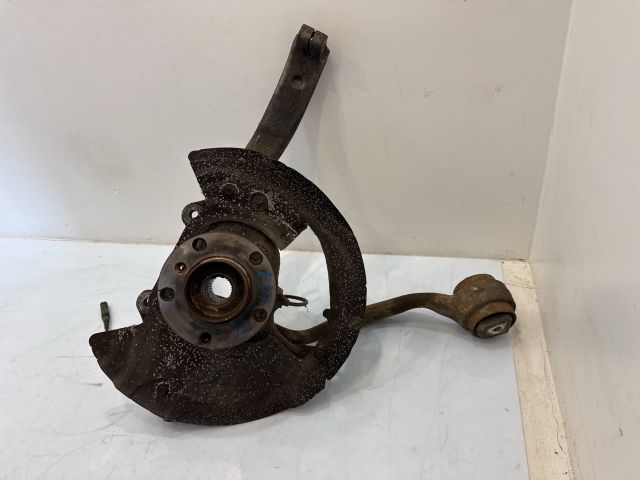 bontott BMW X6 Jobb első Csonkállvány Kerékaggyal