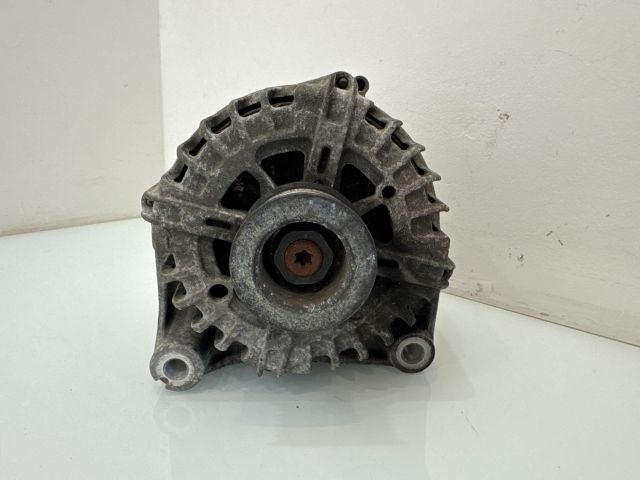 bontott BMW X6 Generátor