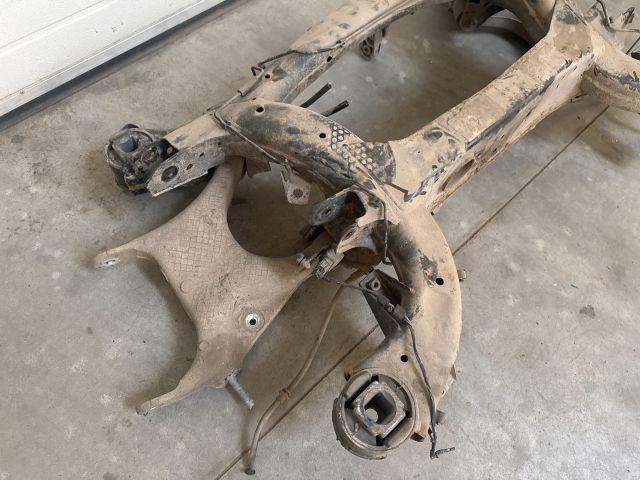 bontott BMW X6 Hátsó Bölcső