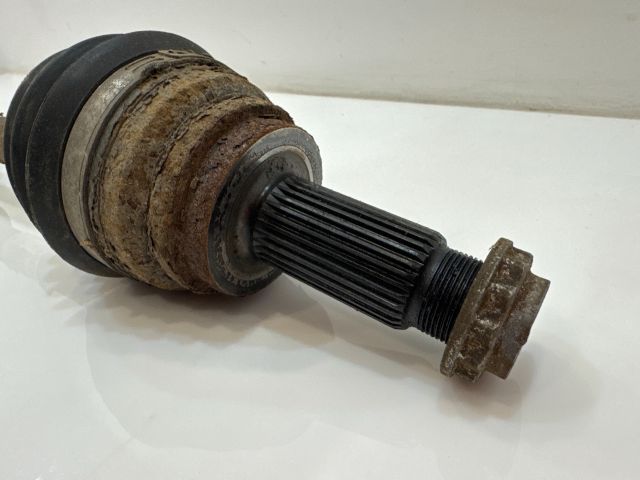 bontott BMW X6 Jobb Féltengely