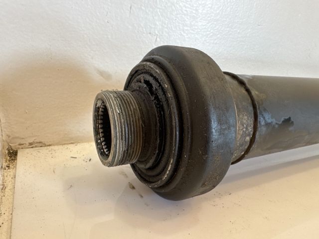 bontott BMW X6 Kardántengely