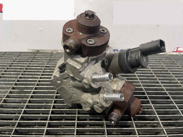 bontott BMW X6 Nagynyomású Szivattyú