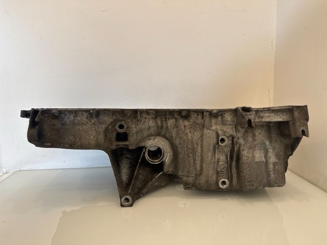 bontott BMW X6 Olajteknő