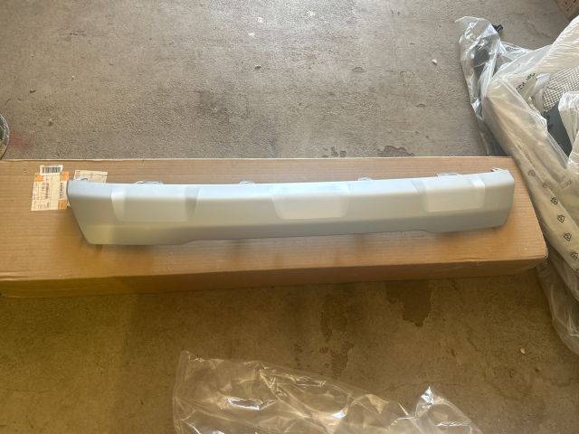 bontott BMW X7 Hátsó Lökhárító Alsó (Műanyag)