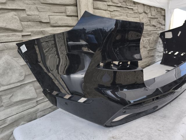 bontott BMW X7 Hátsó Lökhárító (Üresen)