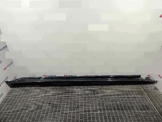 bontott BMW X7 Jobb első Küszöb Díszléc
