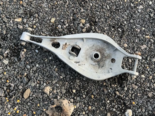 bontott BMW Z4 Bal hátsó Felső Lengőkar