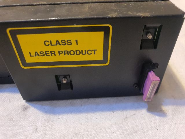 bontott BMW Z4 CD / DVD Tár