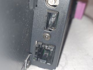 bontott BMW Z4 CD / DVD Tár