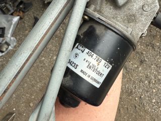 bontott BMW Z4 Első Ablaktörlő Szerkezet Motorral