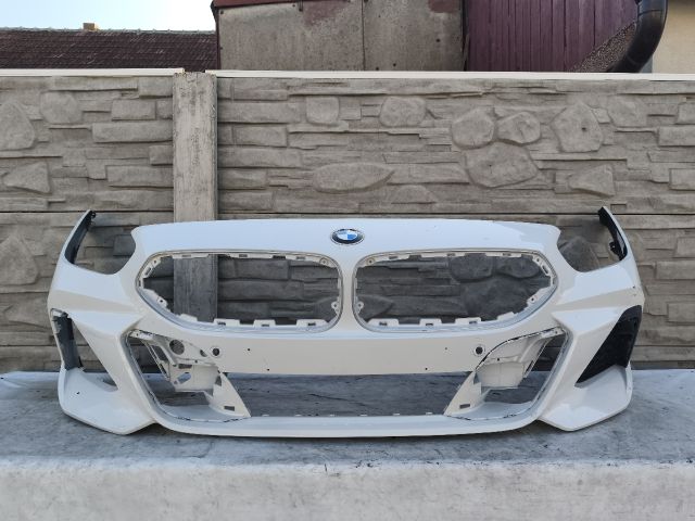 bontott BMW Z4 Első Lökhárító (Részeivel)