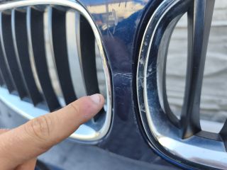 bontott BMW Z4 Első Lökhárító (Részeivel)