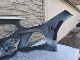 bontott BMW Z4 Első Lökhárító (Részeivel)