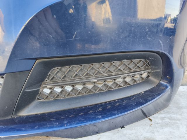 bontott BMW Z4 Első Lökhárító (Részeivel)