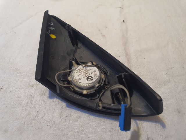 bontott BMW Z4 Jobb A Oszlop Hangszóró Burkolat