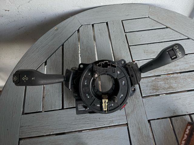 bontott BMW Z4 Komplett Kormánykapcsoló (Bajuszkapcsoló)