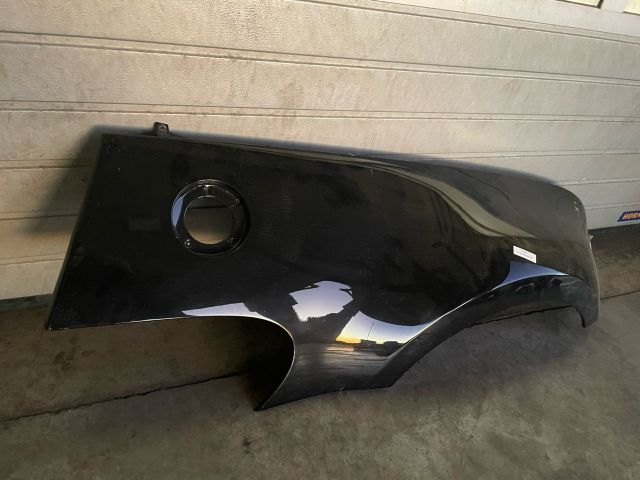 bontott BUGATTI VEYRON Bal hátsó Sárvédő