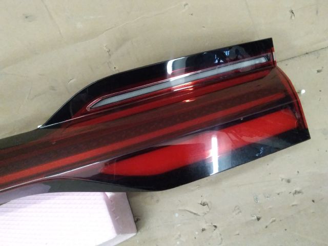 bontott BYD SEAL U Hátsó Lámpa Középső