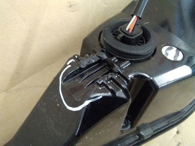 bontott BYD SEAL U Hátsó Lámpa Középső