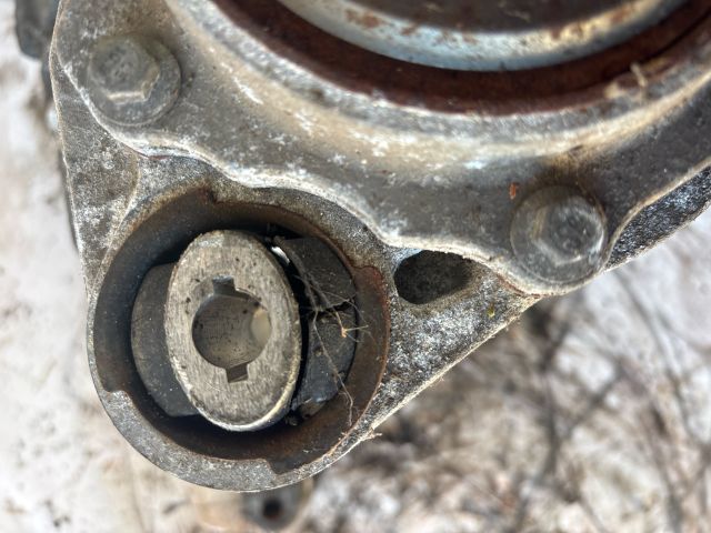 bontott CADILLAC STS Hátsó Differenciálmű