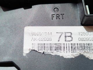 bontott CHEVROLET AVEO Biztosítéktábla Motortér