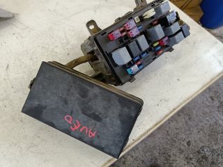 bontott CHEVROLET AVEO Biztosítéktábla Motortér