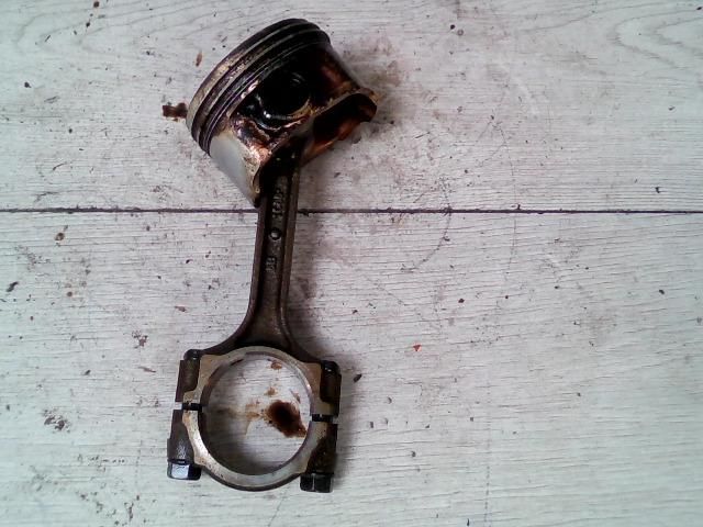 bontott CHEVROLET AVEO Dugattyú és Hajtókar