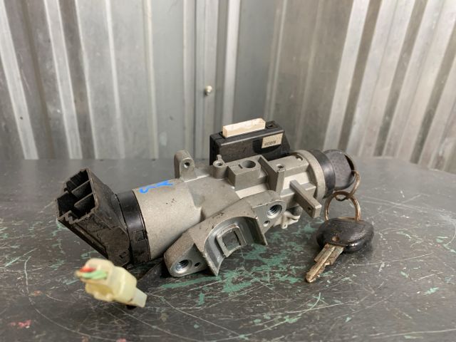 bontott CHEVROLET AVEO Gyújtáskapcsoló Házzal