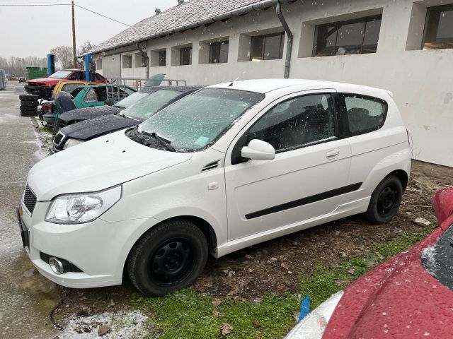 bontott CHEVROLET AVEO Homlokfal (Üres lemez)