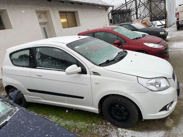 bontott CHEVROLET AVEO Homlokfal (Üres lemez)