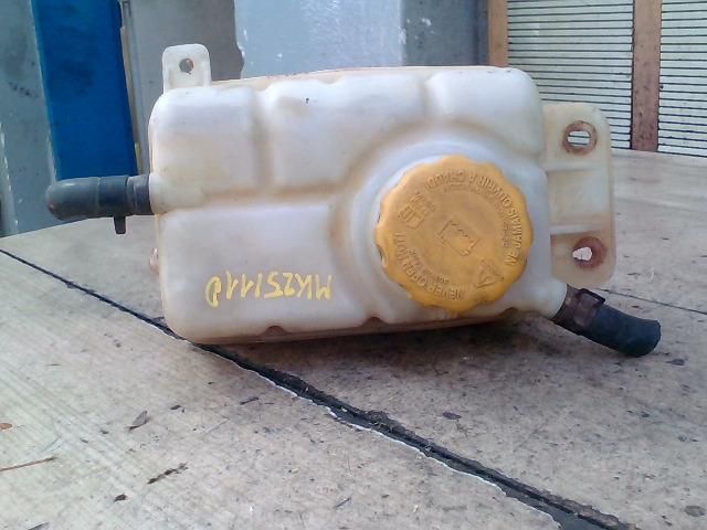 bontott CHEVROLET AVEO Kiegyenlítő Tartály