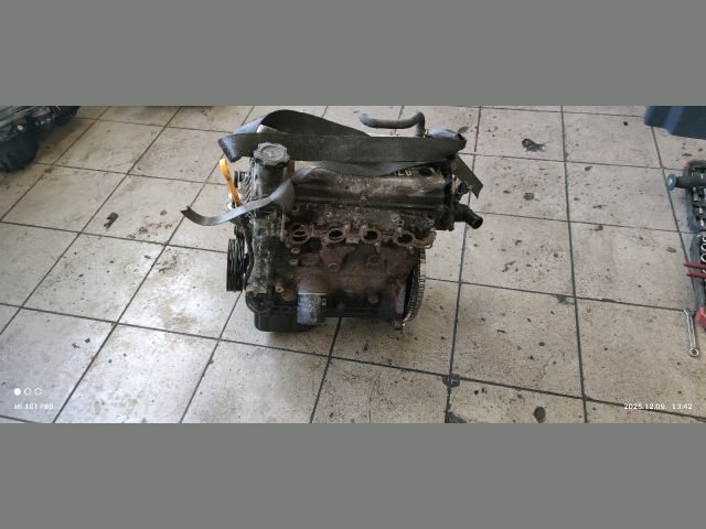 bontott CHEVROLET AVEO Motor (Fűzött blokk hengerfejjel)