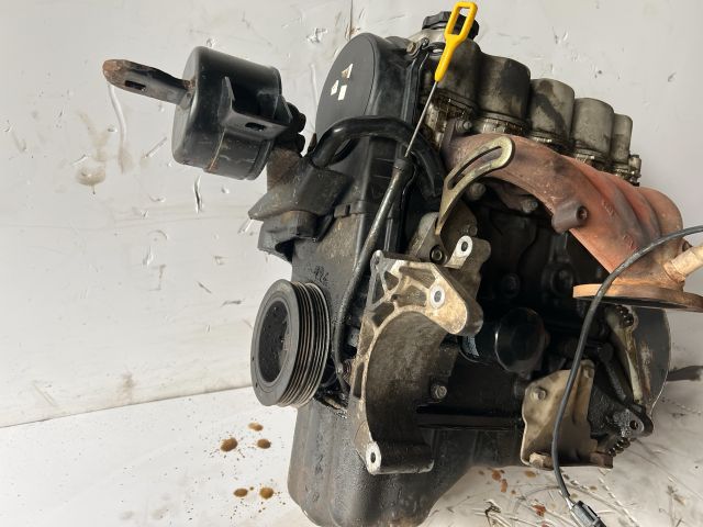 bontott CHEVROLET AVEO Motor (Fűzött blokk hengerfejjel)