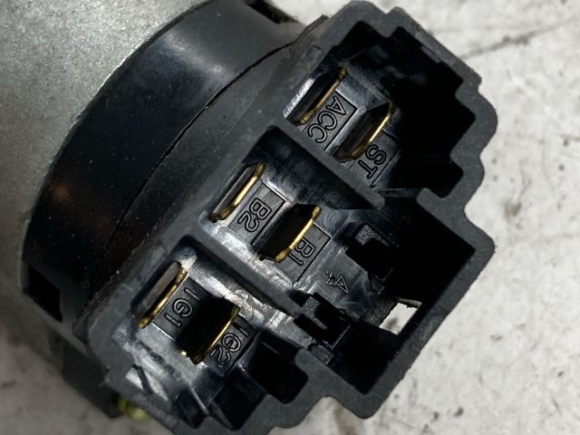 bontott CHEVROLET AVEO Motorvezérlő