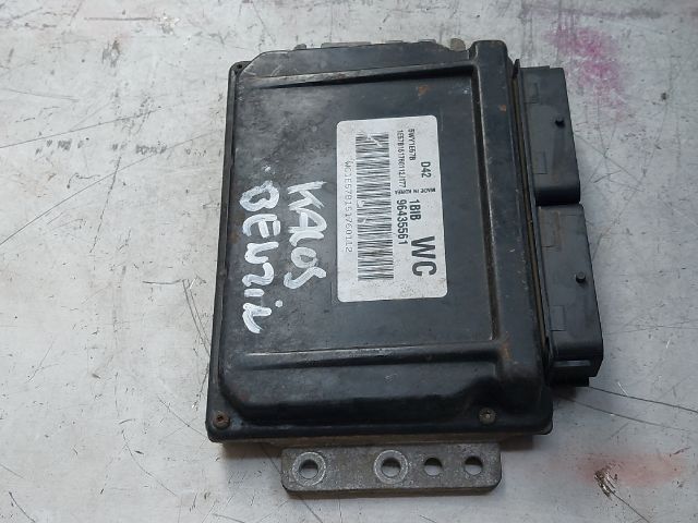 bontott CHEVROLET AVEO Motorvezérlő