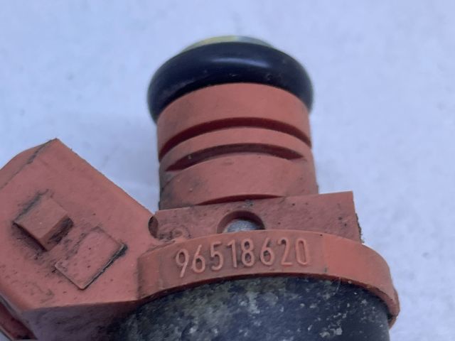 bontott CHEVROLET AVEO Porlasztó (1 db)