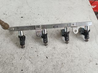 bontott CHEVROLET AVEO Porlasztó Sor / Híd