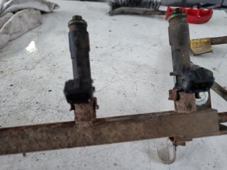 bontott CHEVROLET AVEO Porlasztó Sor / Híd