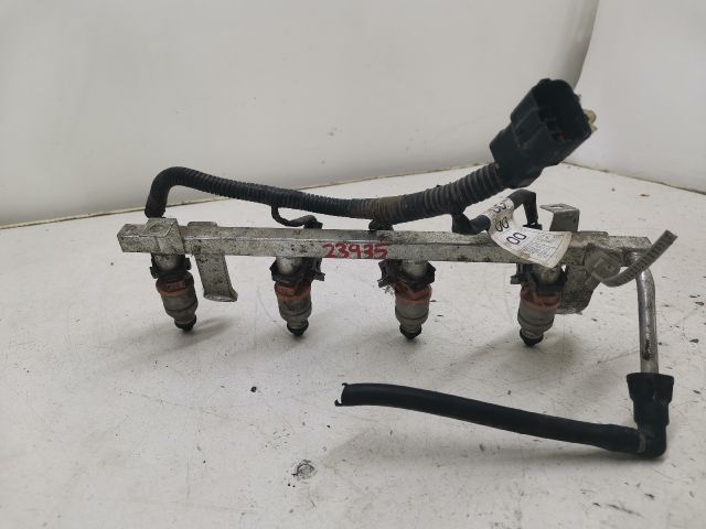 bontott CHEVROLET AVEO Porlasztó Sor / Híd