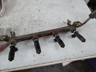 bontott CHEVROLET AVEO Porlasztó Sor / Híd