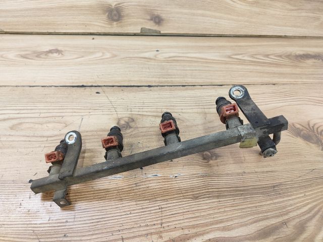 bontott CHEVROLET AVEO Porlasztó Sor / Híd